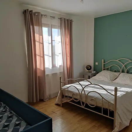 Vakantiehuis La Mini Ferme Avec Piscine