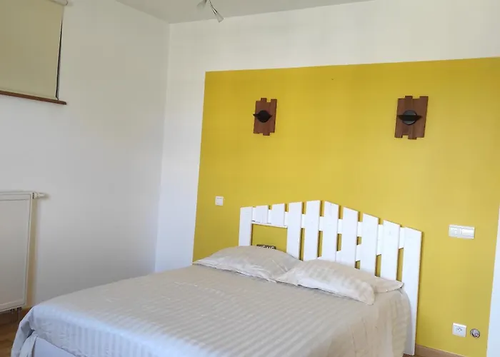 La Mini Ferme Avec Piscine * Mailhoc