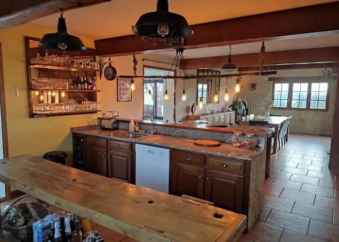 La Mini Ferme Avec Piscine * Mailhoc